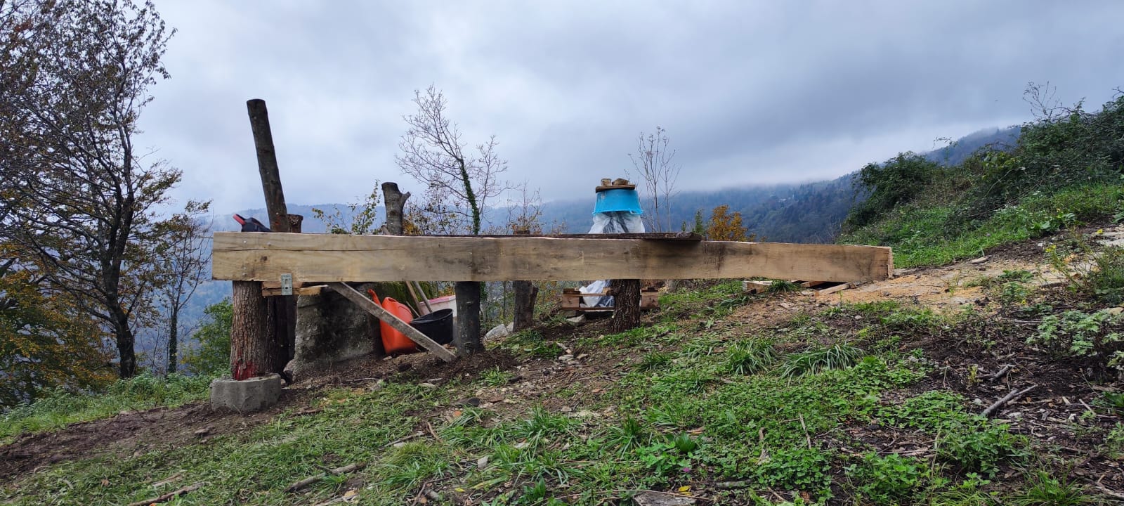 montaggio sostegni verticali